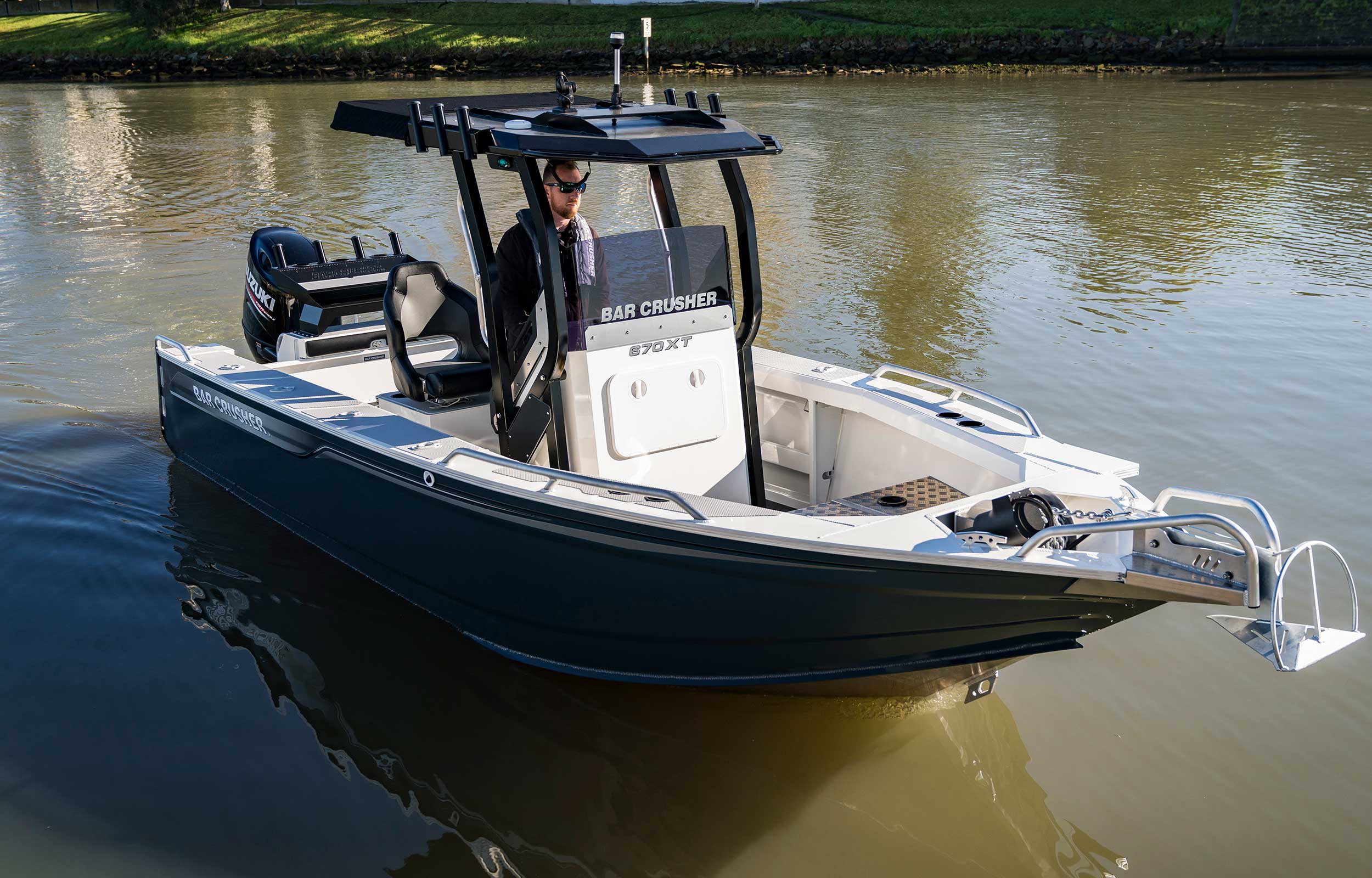 670XT - Plate Aluminium Fishing Boat